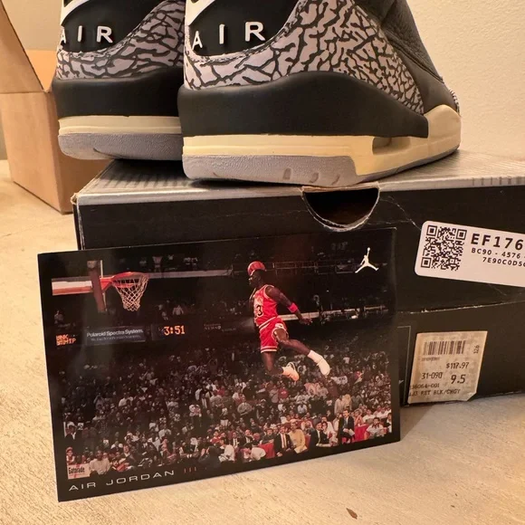 Jordan 3 Retro Black Cement Sneakers - Picture 9 of 10